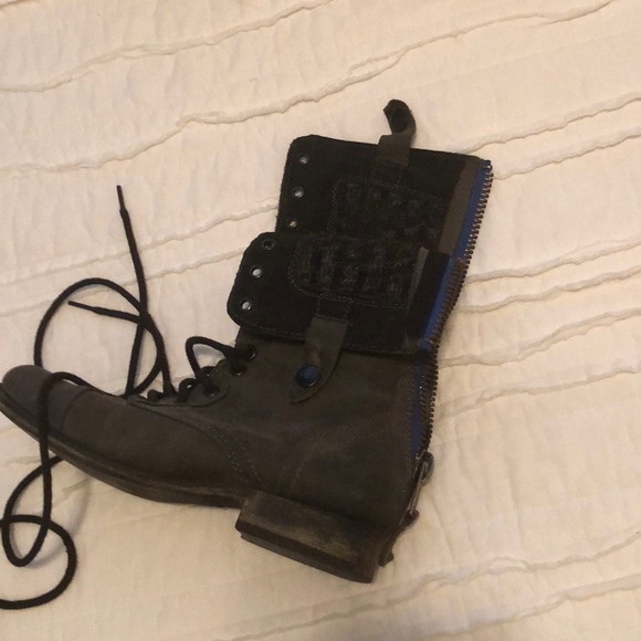 Steve Madden convertible combat boots - Picture 3 of 3